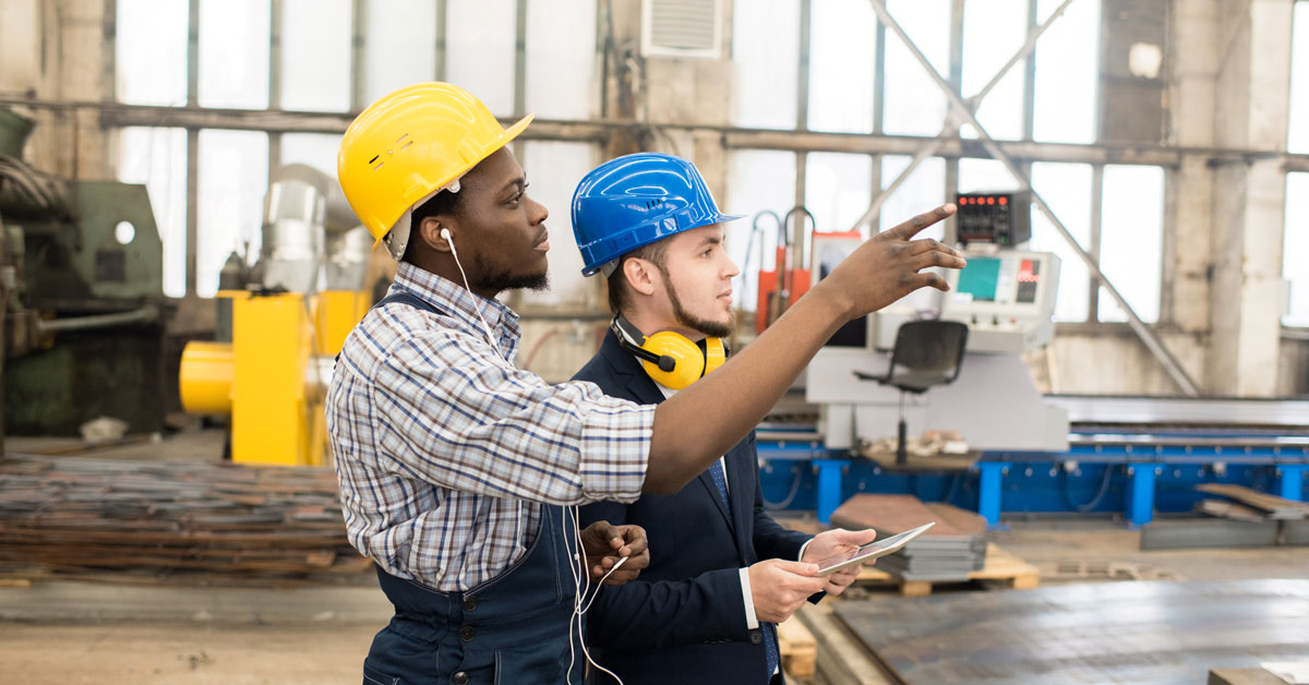 Engineers discussing factory machine, apt spray painting, industrial internet, IIoT